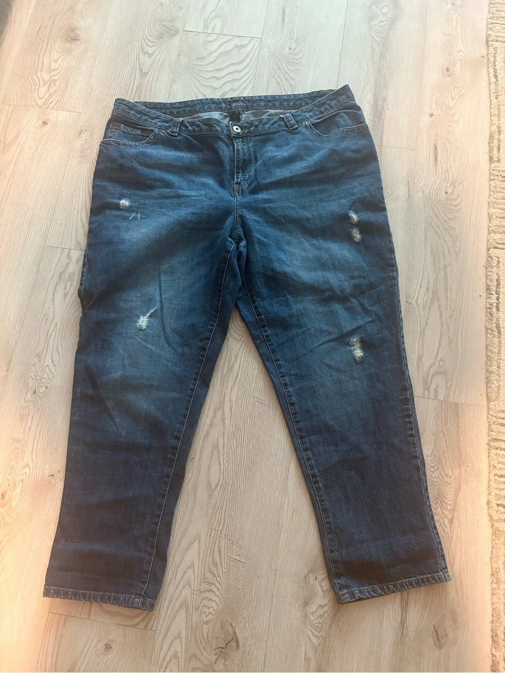 LANE BRYANT size 22 Dark Blue Distressed Ankle Jeans EUC